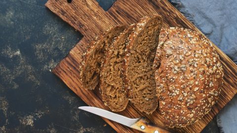 كيفية تجهيز خبز بذور الكتان